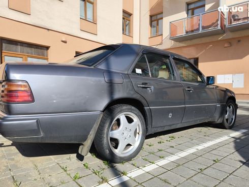 Mercedes-Benz E-Класс 1989 серый - фото 5