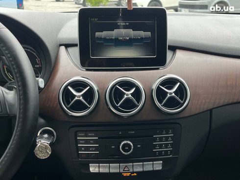 Mercedes-Benz B-Класс 2017 серый - фото 31