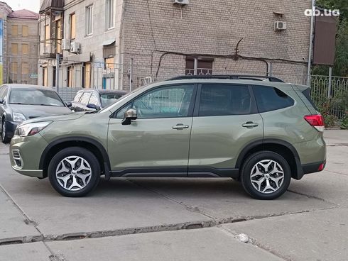 Subaru Forester 2019 зеленый - фото 3