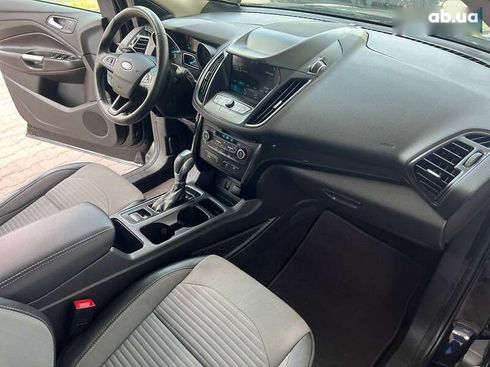 Ford Escape 2019 - фото 19
