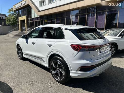 Audi Q4 e-tron 2025 - фото 10