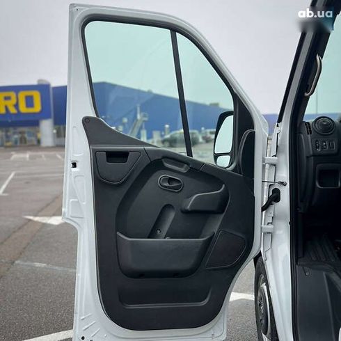 Renault Master 2019 - фото 17
