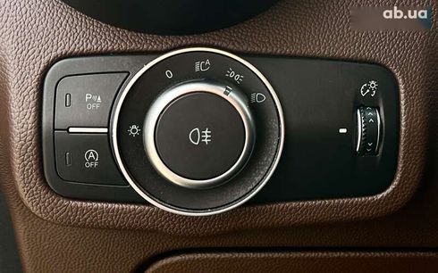 Alfa Romeo Stelvio 2017 - фото 13