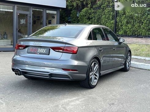 Audi A3 2018 - фото 18