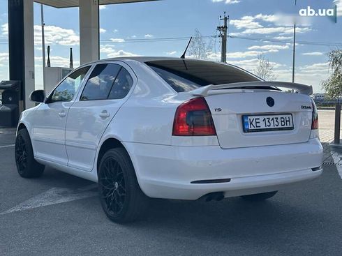 Skoda Octavia 2012 - фото 12