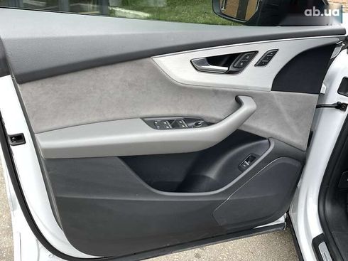 Audi Q8 2020 - фото 11