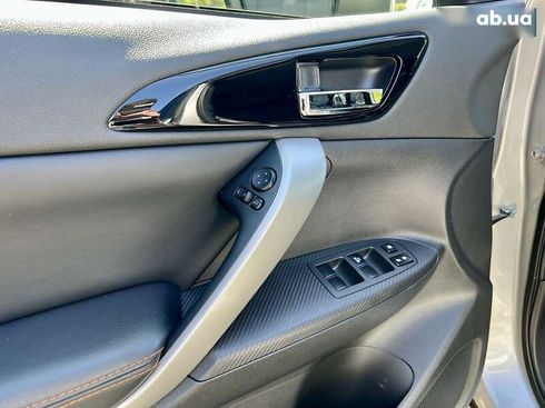 Mitsubishi Eclipse Cross 2018 - фото 17