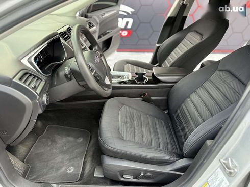 Ford Fusion 2016 - фото 17