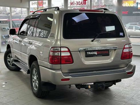 Toyota Land Cruiser 2003 - фото 9