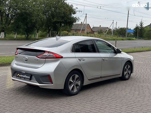 Hyundai Ioniq 2017 - фото 19