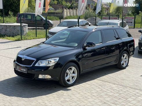 Skoda Octavia 2010 - фото 2