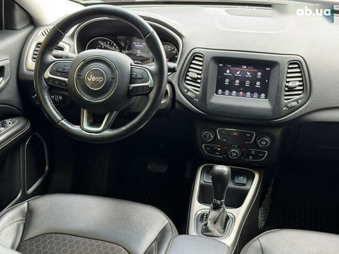 Jeep Compass 2019 - фото 17