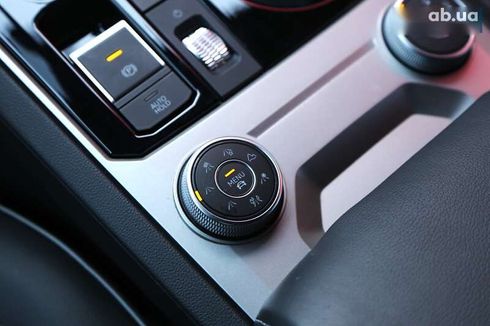 Volkswagen Touareg 2023 - фото 28