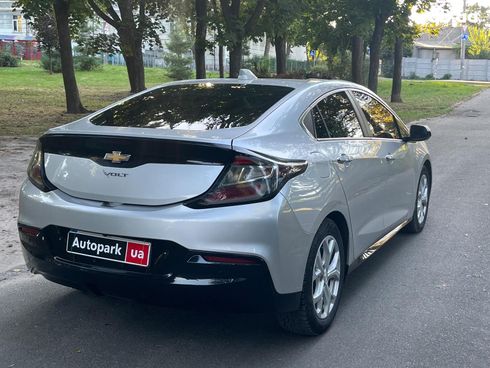 Chevrolet Volt 2016 серый - фото 10