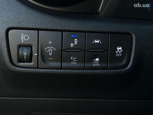 Hyundai Kona Electric 2021 - фото 12