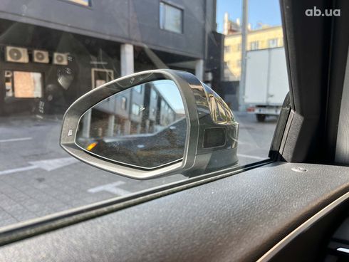 Audi A4 2018 серый - фото 33