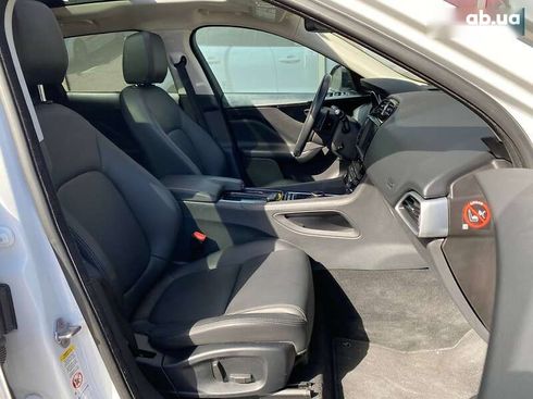 Jaguar F-Pace 2017 - фото 23