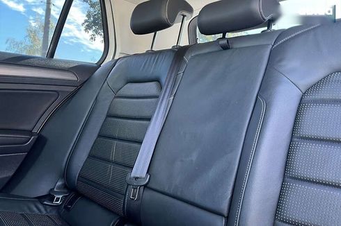 Volkswagen e-Golf 2018 - фото 19