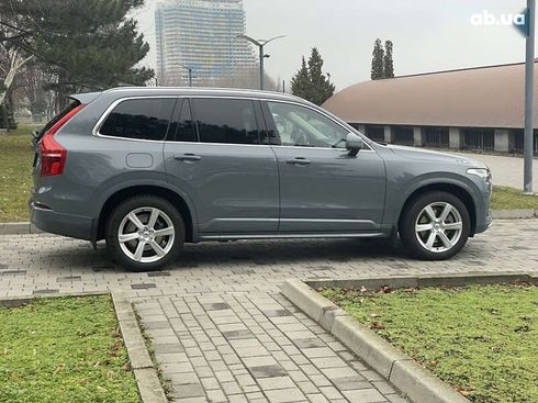 Volvo XC90 2022 - фото 9