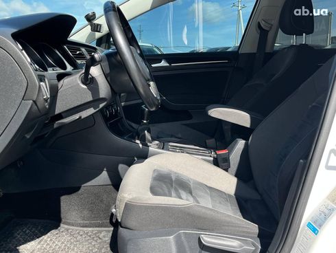 Volkswagen Golf 2015 белый - фото 15