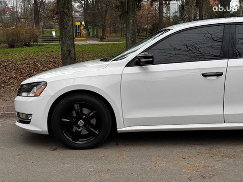 Volkswagen Passat 2013 белый - фото 11