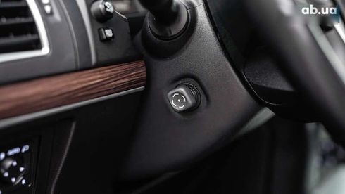 Toyota Land Cruiser Prado 2021 - фото 18