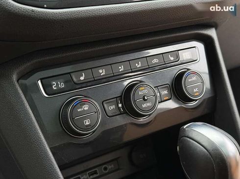 Volkswagen Tiguan 2018 - фото 23