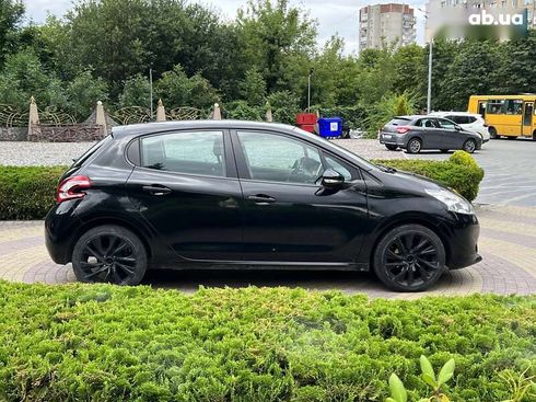 Peugeot 208 2013 - фото 8