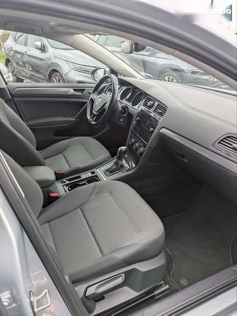Volkswagen e-Golf 2020 - фото 14