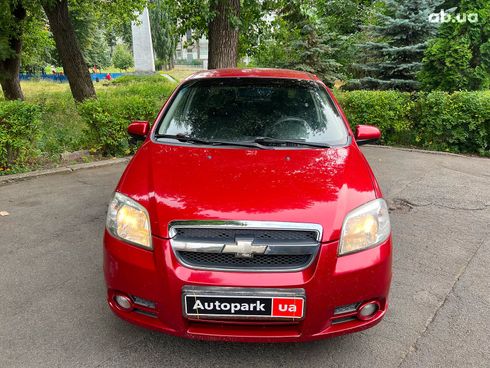 Chevrolet Aveo 2007 красный - фото 2