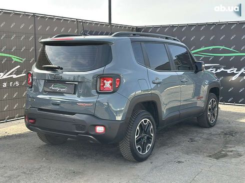 Jeep Renegade 2018 - фото 2