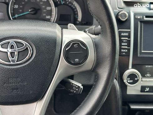Toyota Camry 2013 - фото 17