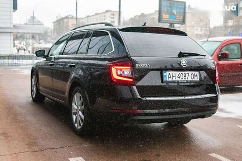 Skoda Octavia 2017 - фото 26