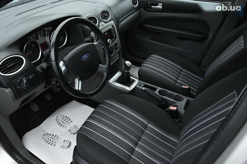 Ford Focus 2009 - фото 12