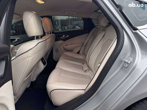 Chrysler 200 2014 - фото 25