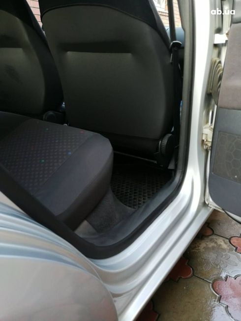 Volkswagen Polo 2004 - фото 4