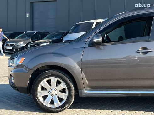Mitsubishi Outlander 2010 коричневый - фото 36