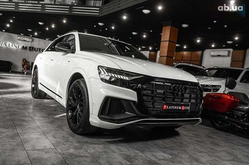 Audi Q8 2021 - фото 12