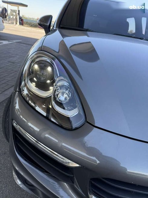 Porsche Cayenne 2015 - фото 28