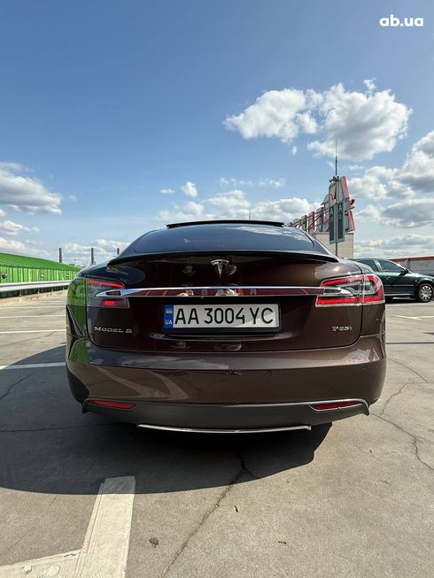 Tesla Model S 2014 - фото 7