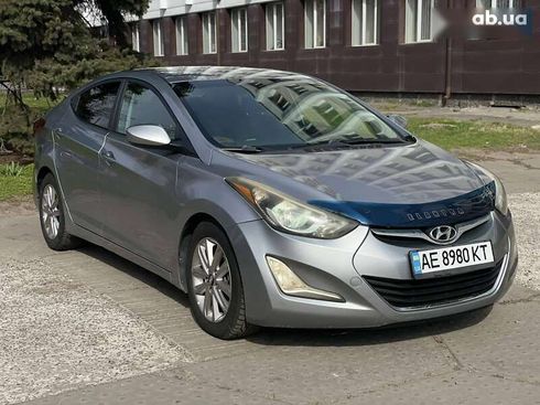 Hyundai Elantra 2014 - фото 7