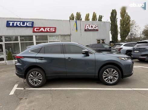 Toyota Venza 2022 - фото 2