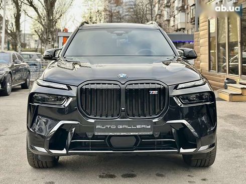 BMW X7 2024 - фото 8