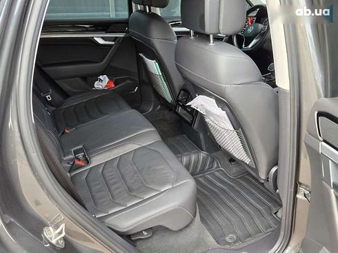 Volkswagen Touareg 2022 - фото 13