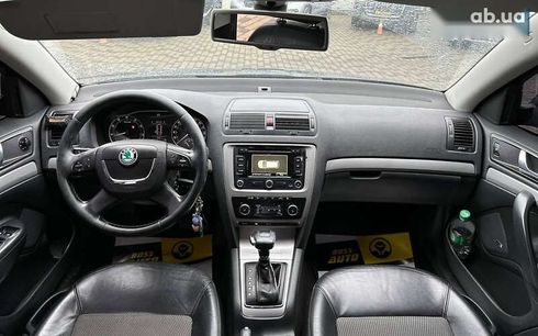 Skoda Octavia 2011 - фото 11