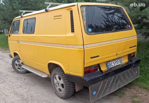 Volkswagen Transporter 1987 желтый - фото 2
