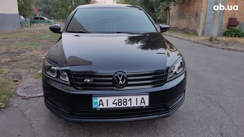 Volkswagen Passat 2012 черный - фото 5