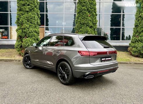 Volkswagen Touareg 2025 - фото 6
