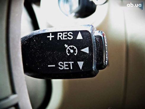 Lexus LX 2007 - фото 12