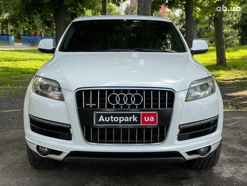 Audi Q7 2010 белый - фото 2